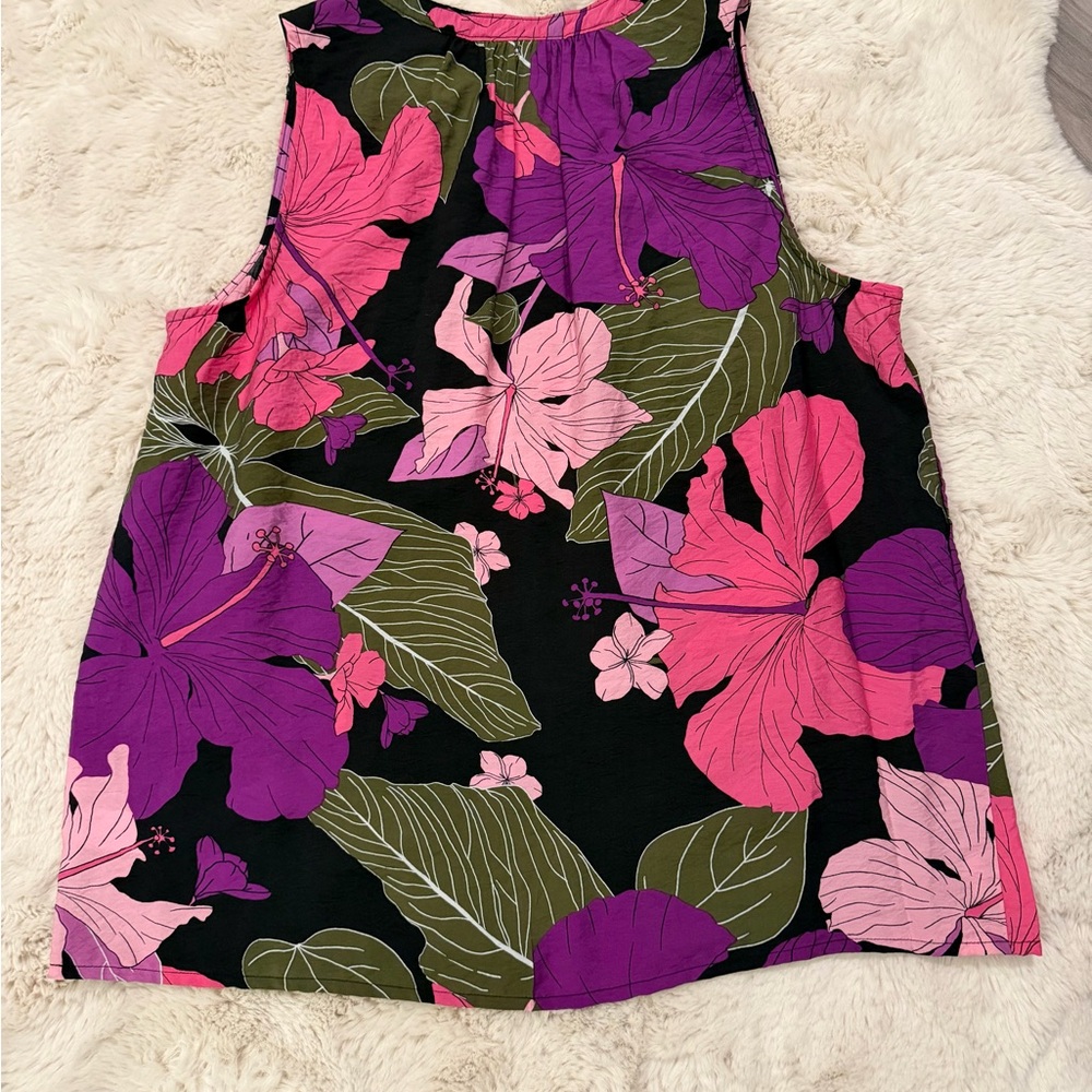 NWOT Liz Claiborne Black Sleeveless Top with Pink Floral Print - Picture 2 of 5